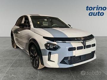 Lancia Ypsilon Hybrid e-DCT LX