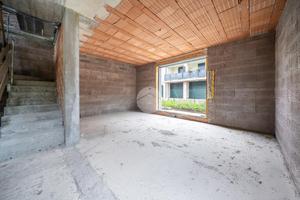 VILLA A SCHIERA CENTRALE A REGGIO NELL'EMILIA