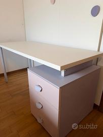 Scrivania 150 x 61 cm 