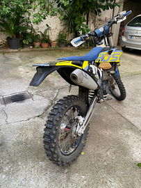 Moto enduro HUSQVARNA FE250