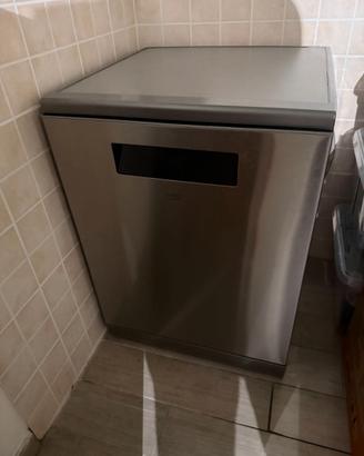 Lavastoviglie Beko DEN38530XAD - USATA POCO