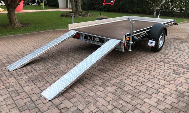 Rimorchio trasporto cose/veicoli