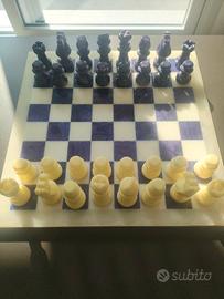 scacchiera in alabastro 
