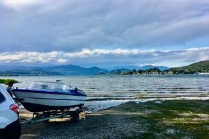 Barca con carrello d’alaggio