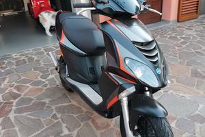 scouter piaggio NGR pawer 50cc anno 2019 