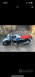 Moto BMW nine t