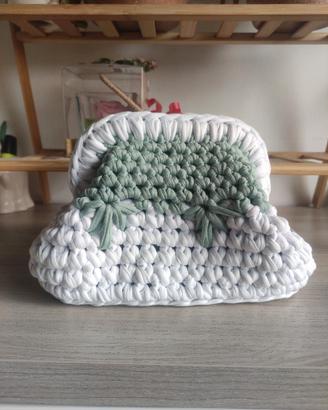 Borsa a Mano all'Uncinetto Handmade