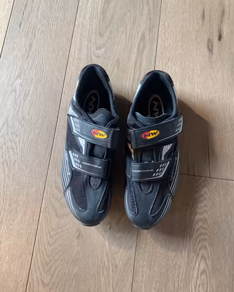 Scarpe mountain bike