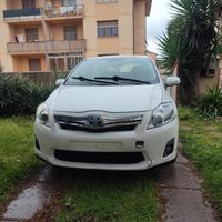 Toyota Auris ibrida 1800 benzina