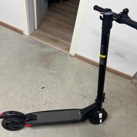 Monopattino elettrico LexGo R8 lite