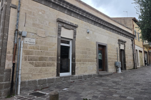 Locale commerciale ampia metratura