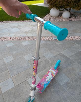 Monopattino per bambini 