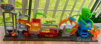 Pista Hot Wheels Ultimate Octo Car Wash con acqua