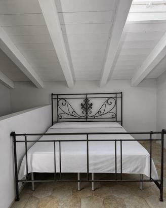 Letto matrimoniale in ferro battuto
