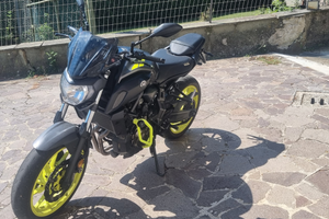 Yamaha mt07