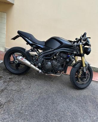 Triumph speed triple 1050
