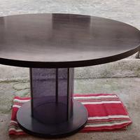 TAVOLO CON BASE PLEXIGLASS