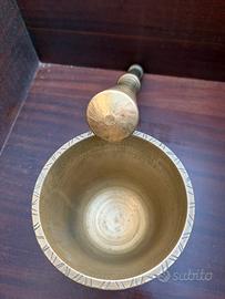 Mortaio in ottone massiccio