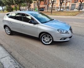 Lancia delta 1.6 multijet 120cv cambio automatico 