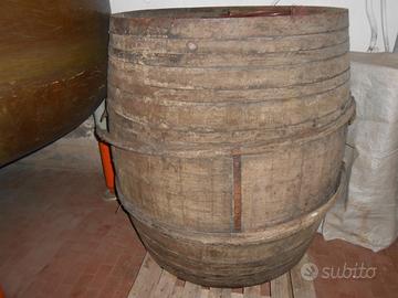 Botte antica in legno