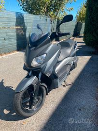 Yamaha X-Max 250 -2010