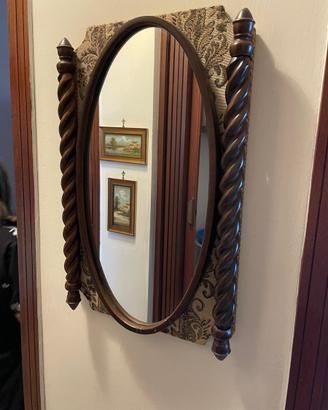 Speccio con cornice in legno