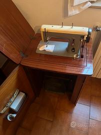Macchina da cucire vintage a pedale anni ’50/’60 c