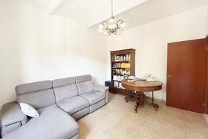 Porzione di casa singola, Lama. SL/725