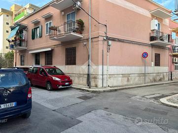 3 LOCALI A BARLETTA