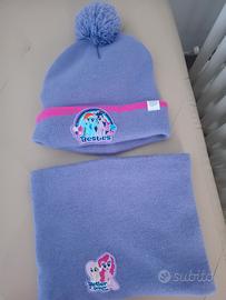 set di cappello e sciarpa