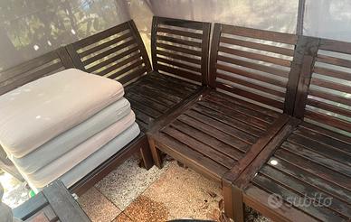 Divanetti in legno