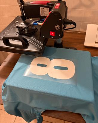 Divise Calcio Personalizzate con Nome e Numero