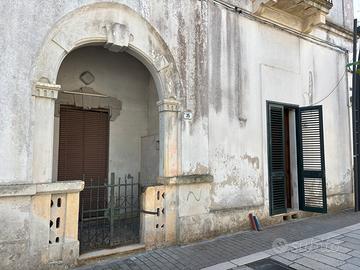 Abitazione antica con volte a stella e cantina