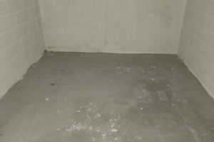 Ampie cantine . Mq 12 e 14