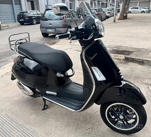 Vespa GTS300