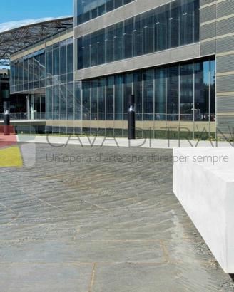 Panchine in Pietra di Trani