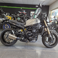 Aziendale Benelli Leoncino 800