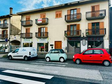Duplex ad avellino con box auto