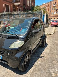 Smart con tetto panoramico 145000 km