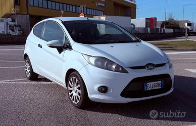 Ford fiesta van