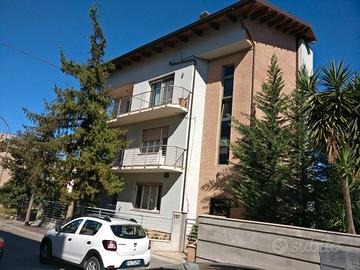 Camera Ampia è luminosa per studente