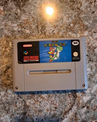Super Mario world per Super Nintendo (SNES)