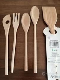 cucchiai in legno