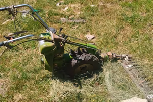 motofalciatrice monoruota
