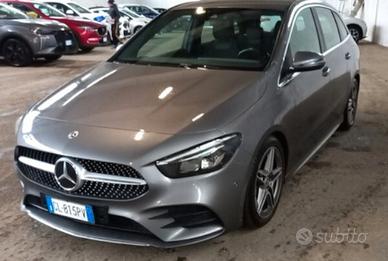 Mercedes-benz B 180d Premium AMG Aut Navi Pdc UNIP