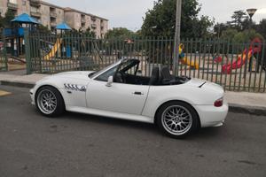 BMW Z3 - 6 cilindri, 2.000 cc ASI