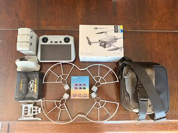 DJI Mini 3 Pro SIGILLATO + DJI RC + Kit Fly More