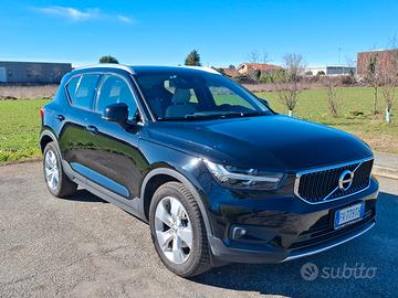 volvo XC40 momentum D3