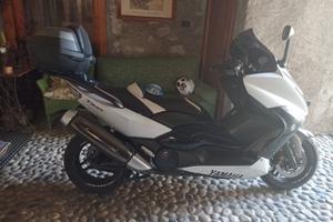 Yamaha T Max - 2011