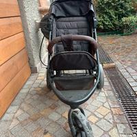 Passeggino con 3 ruote
